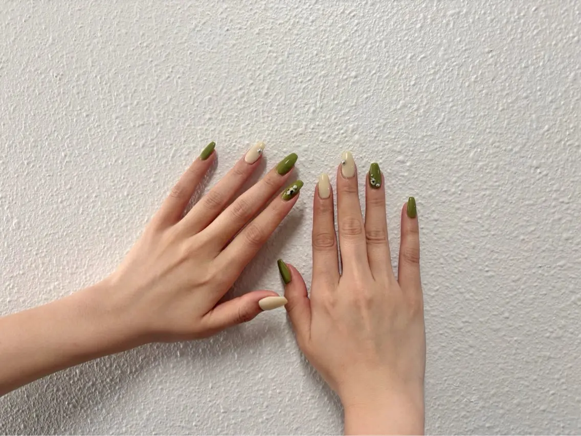 ネイル nail room aru.のネイルデザイン