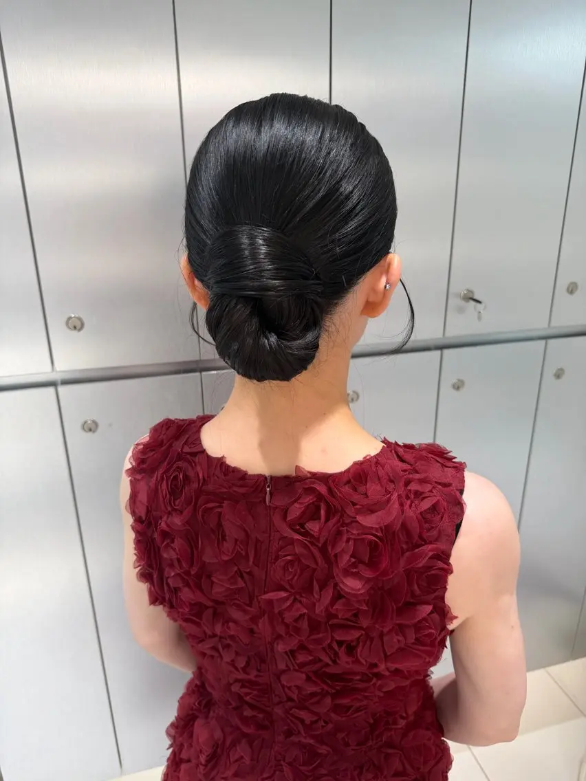 ヘアアレンジ 結婚式・ブライダル ヘアセット ヘアセット🎀耳つぼ 👂💎MONAMIのヘアスタイル