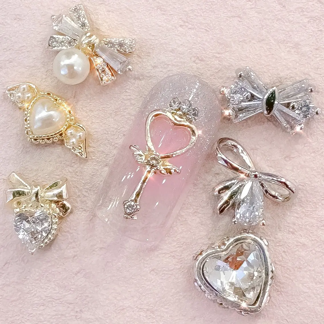 ネイル mew mew NAIL & EYEのマツエク・マツパデザイン