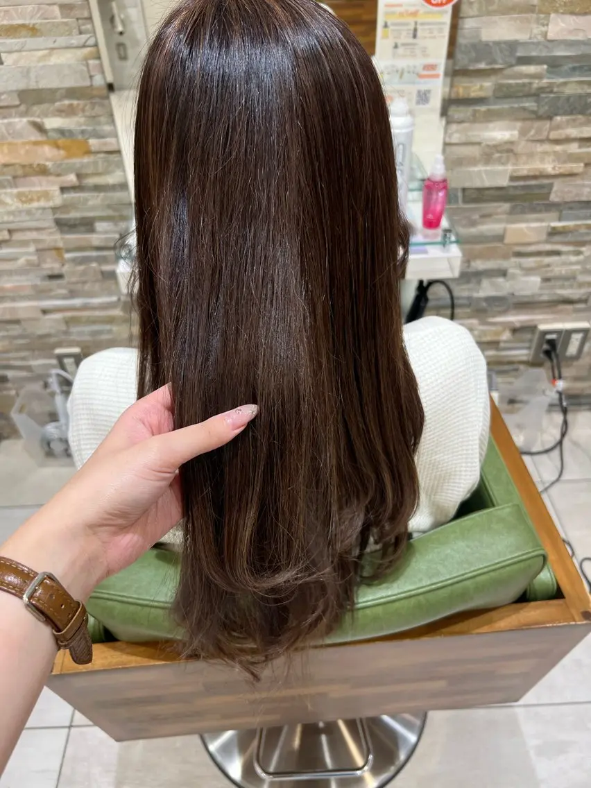 カラー ブラウンカラー ナチュラルブラウン 山口 愛紗花のヘアスタイル