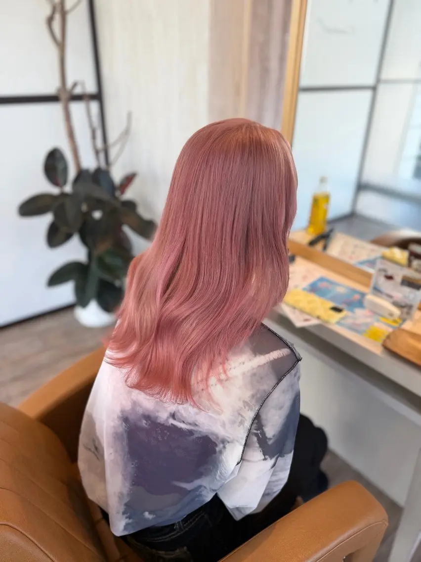 ブリーチ+ワンカラー+Aujuaトリートメント👱🏻♀️🌺の写真