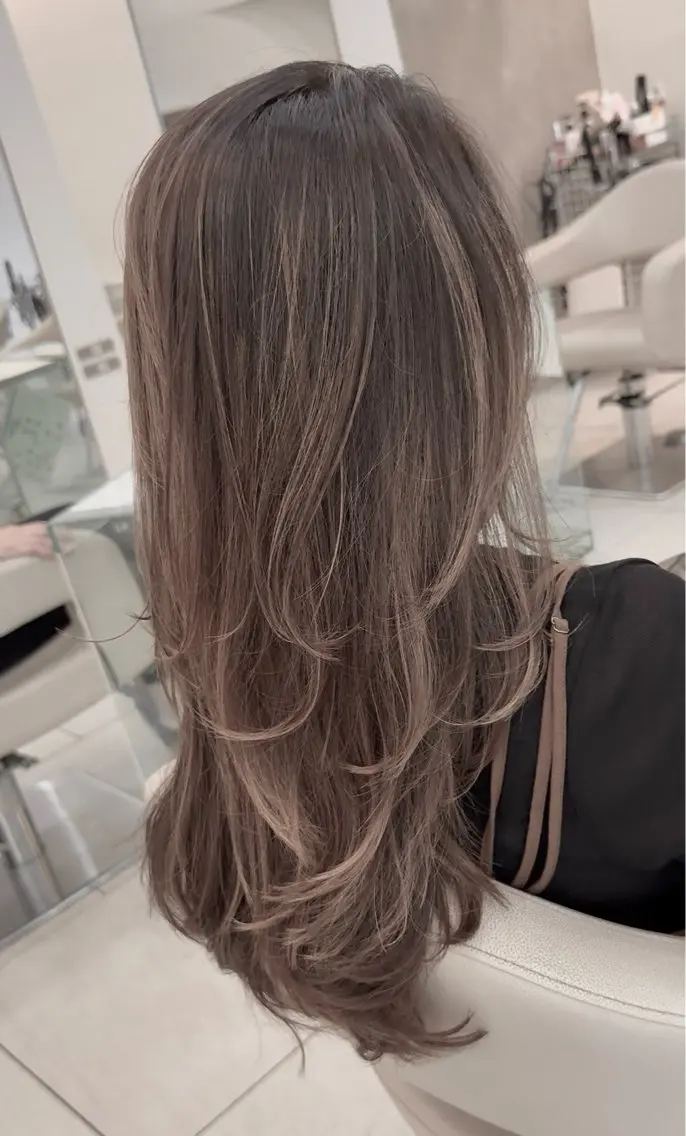 ロング カラー レイヤーカット カット ヘアカラー 松本 潔樹のヘアスタイル