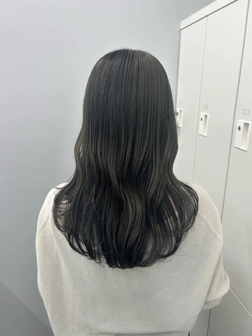 ロング カラー hana ROCCO3rdのヘアスタイル