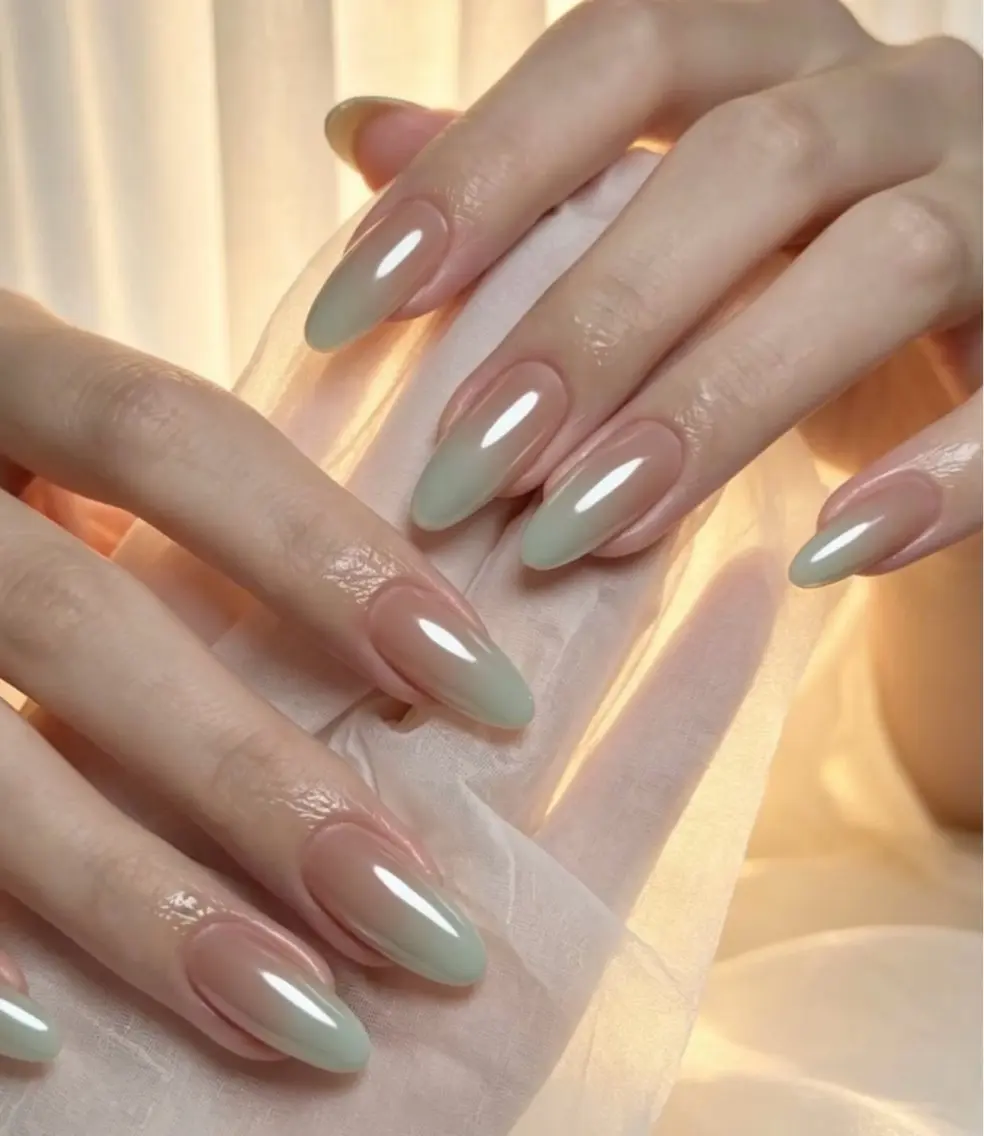 ネイル ハンドネイル Luvia Ginzaのネイルデザイン