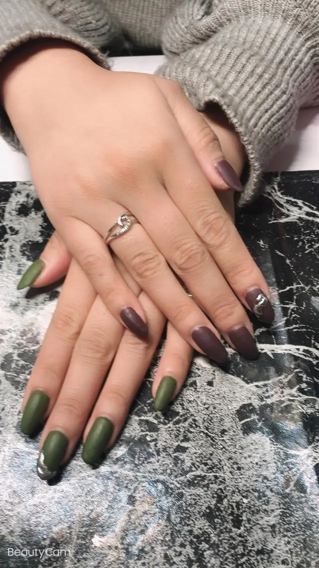 minimo限定 定額:マットネイル💅 【アートI付き 色2】の写真