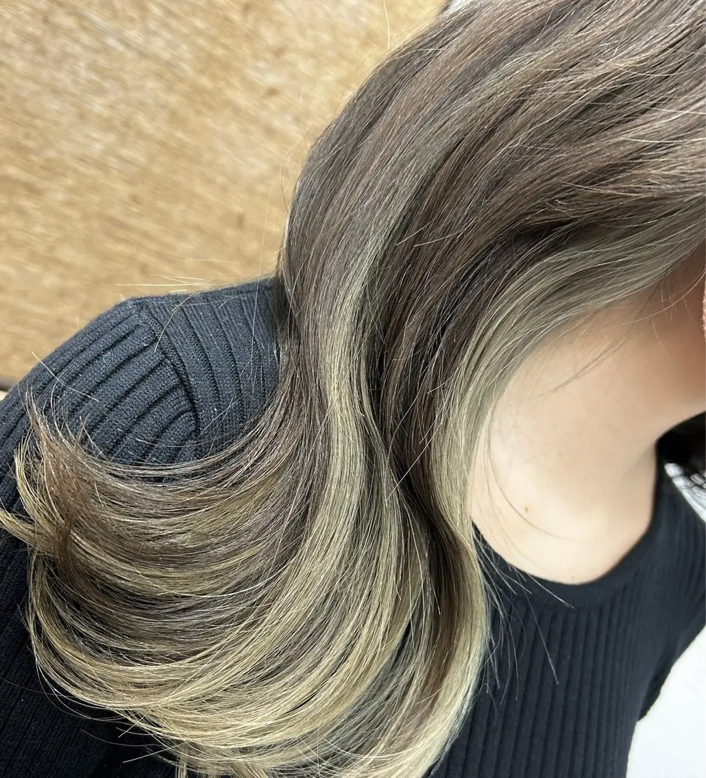セミロング 出河 拓のヘアスタイル