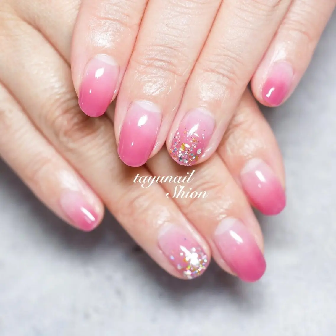 ネイル ブルー ジェルネイル グラデーション キラキラネイル ラメ(グリッター) ネイルサロン 【たゆnail】のネイルデザイン