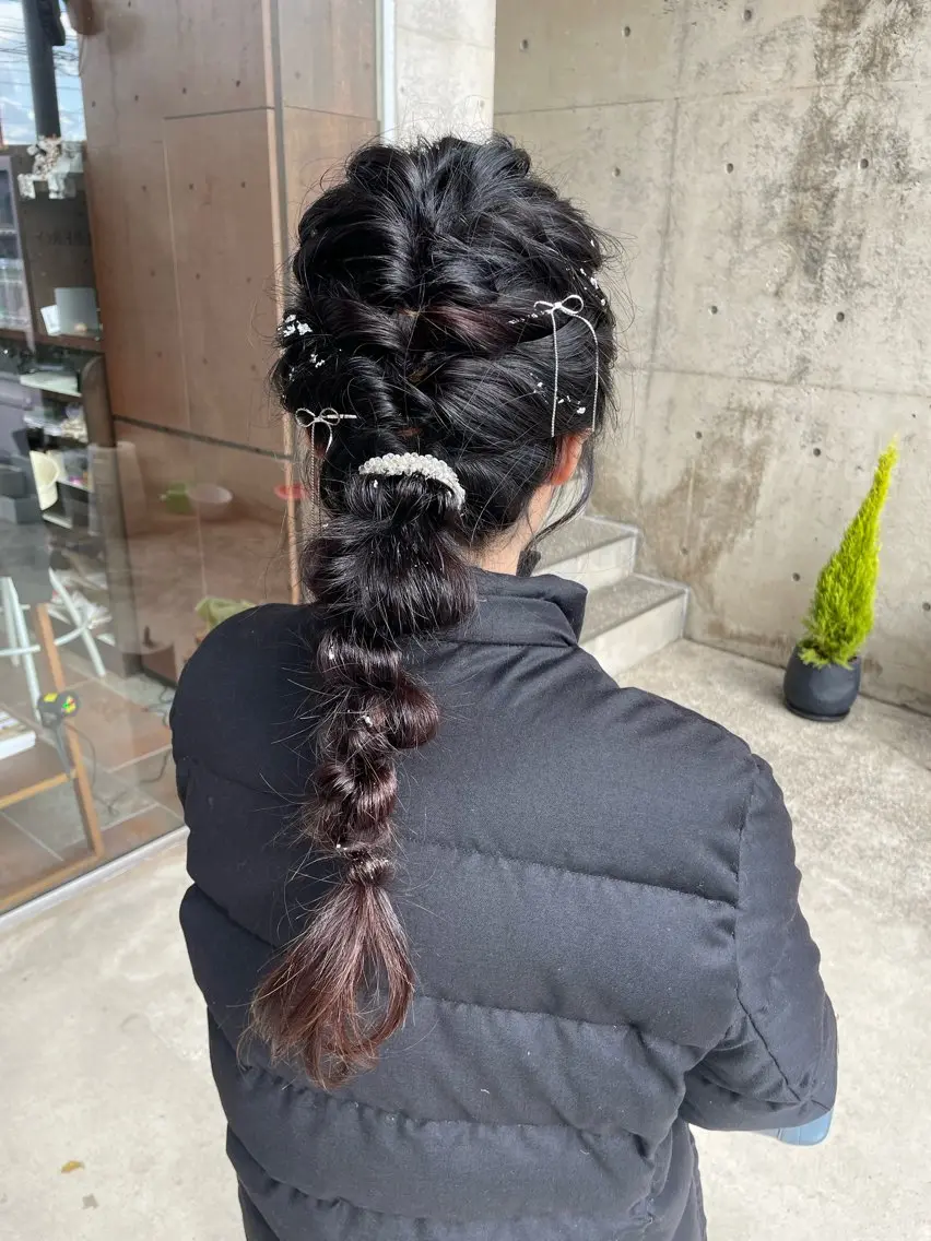 ロング 日高 香織のヘアスタイル