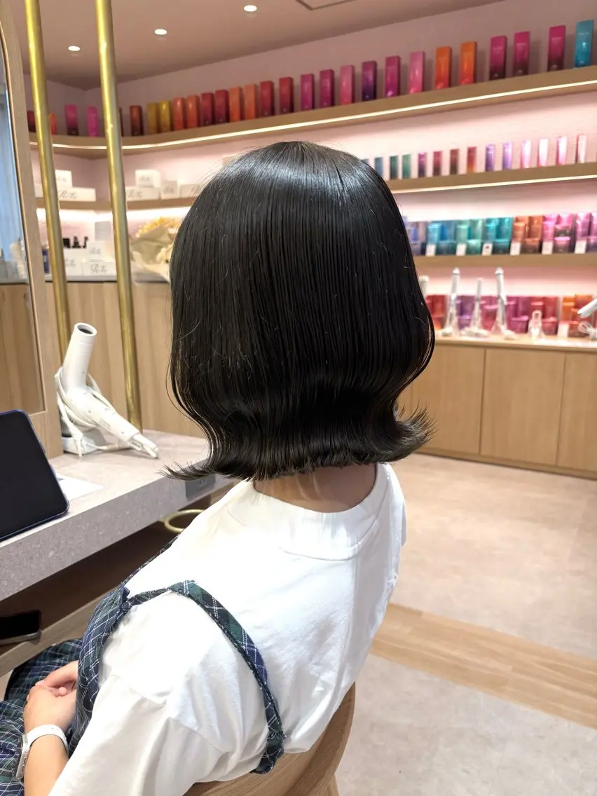 ミディアム ヘアカラー merc.谷本 澪のヘアスタイル