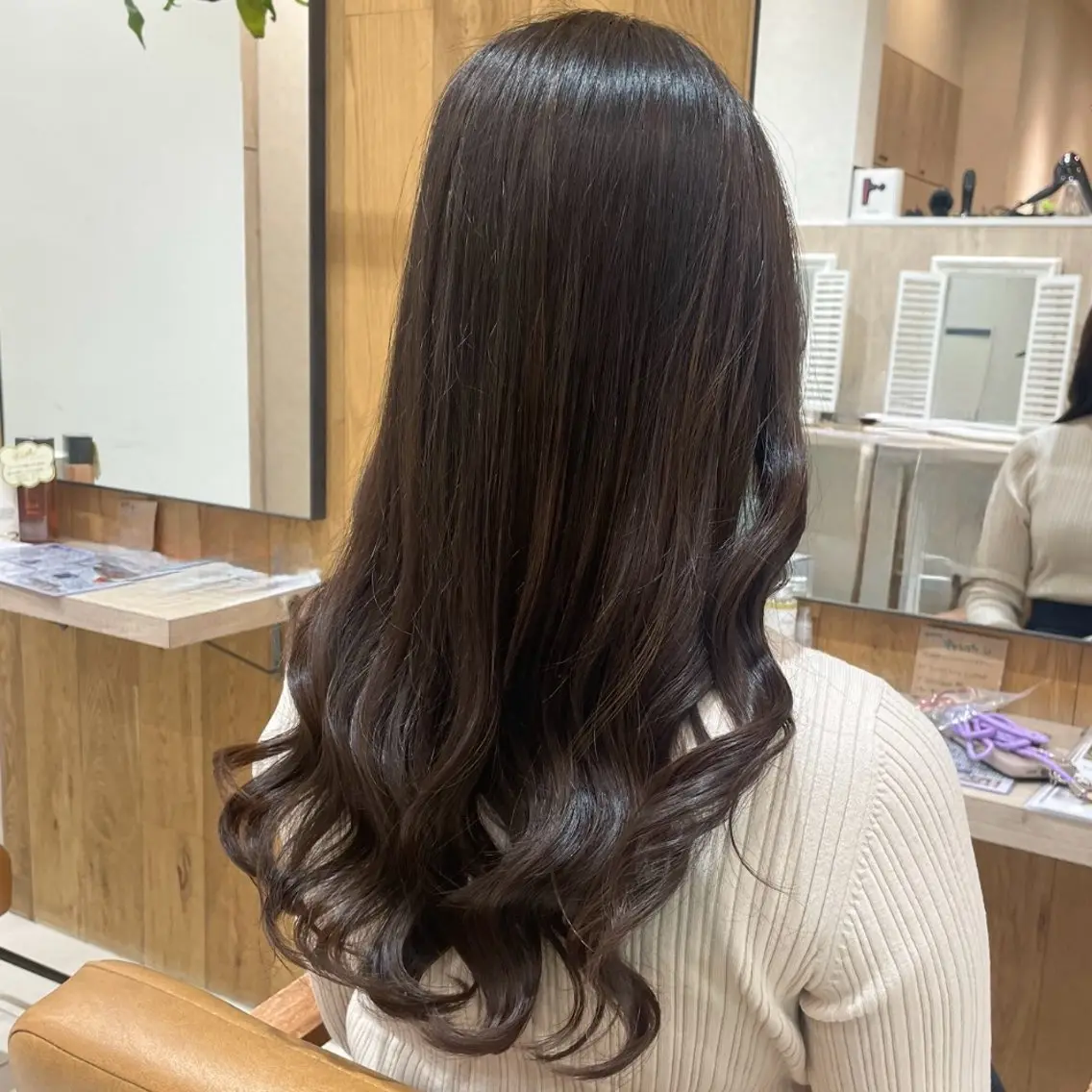 セミロング カラー アッシュ ベージュカラー 透明感カラー カット ヘアカラー 大人可愛いhair 🐾🩵HANAのヘアスタイル