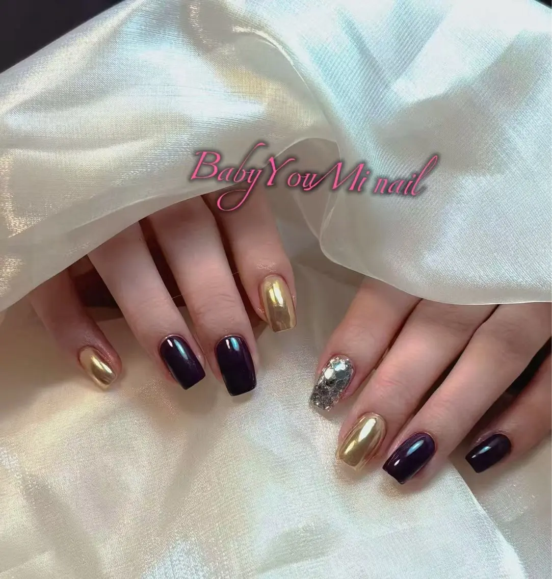 ネイル オーロラネイル 成人式 フレンチネイル ジェルネイル ガラスフレンチ ハンドネイル ハンドケア BabyYouMi nailのネイルデザイン