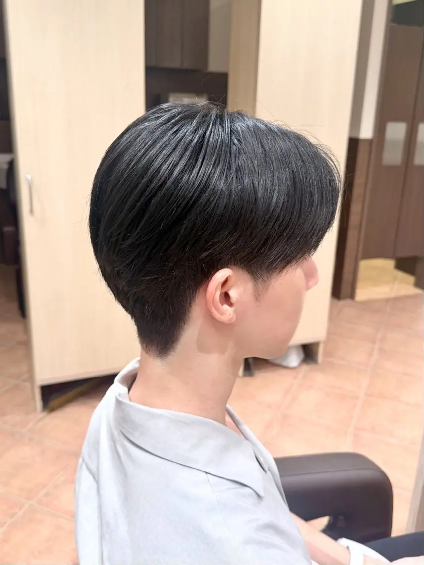 メンズ センターパート 刈り上げ カット こちんだ ともかのヘアスタイル