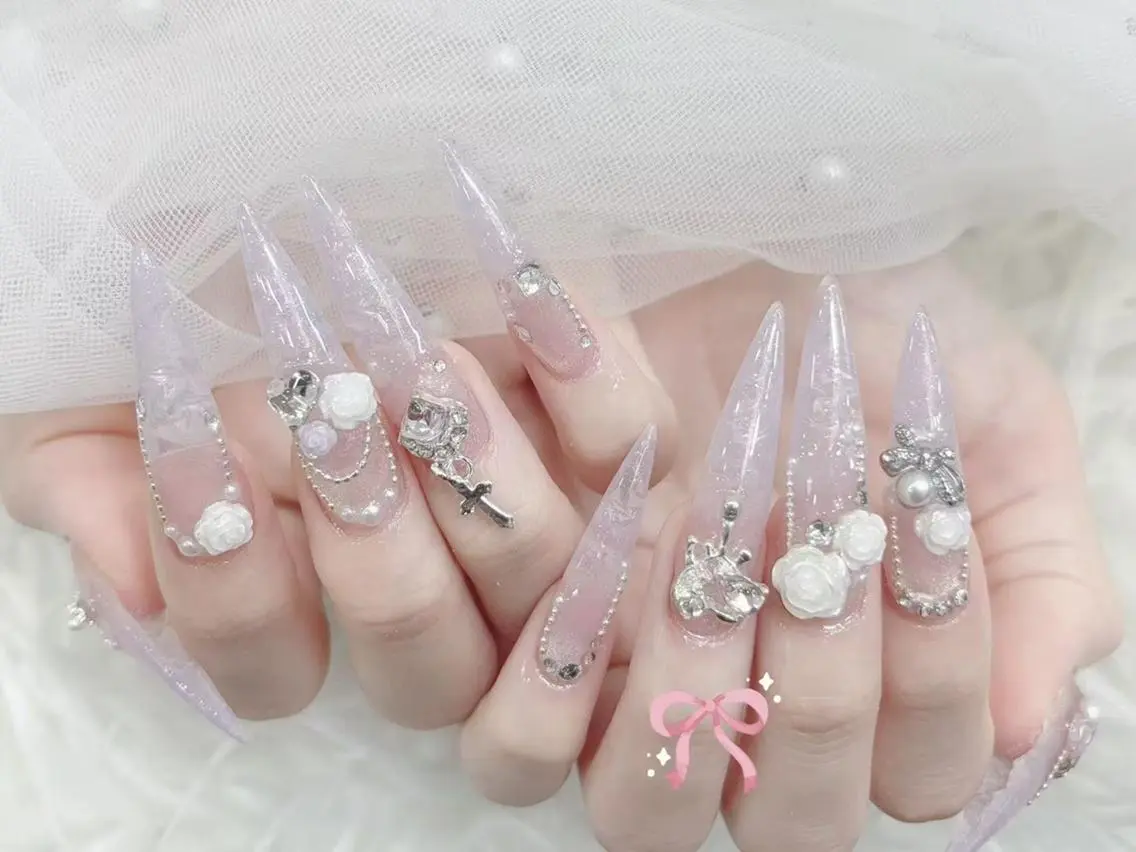ネイル 長さ出し キラキラネイル 韓国ネイル ロングネイル 持ち込み ハンドネイル ハンドケア KTNail 🎀 長さ出し専門店のネイルデザイン