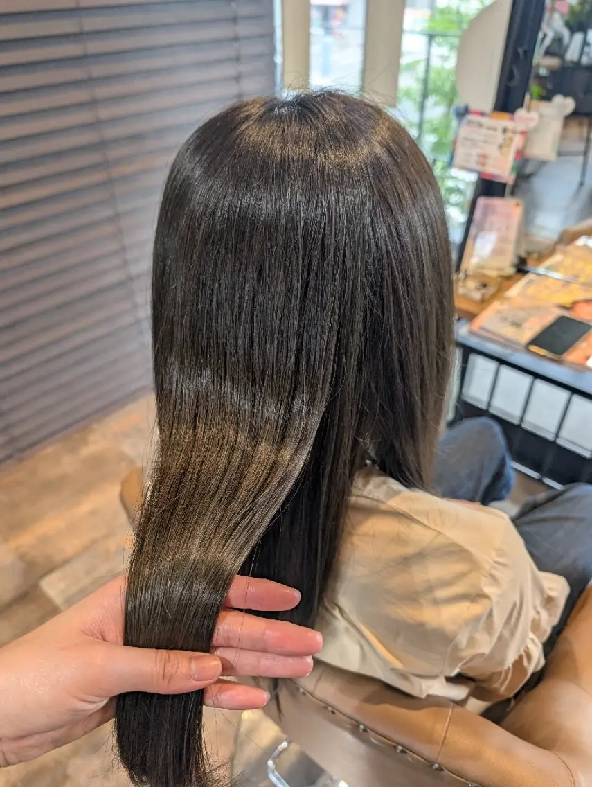 ロング カラー グレージュ オリーブグレージュ オリーブグレー 寺田百花/メンズ カットモデル募集中のヘアスタイル