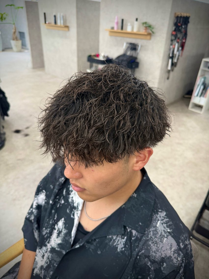 ⛓強めパーマ⛓メンズカット➕パーマ➕前処理トリートメント🔥ツイスト,スパイラル,波巻きなどの写真