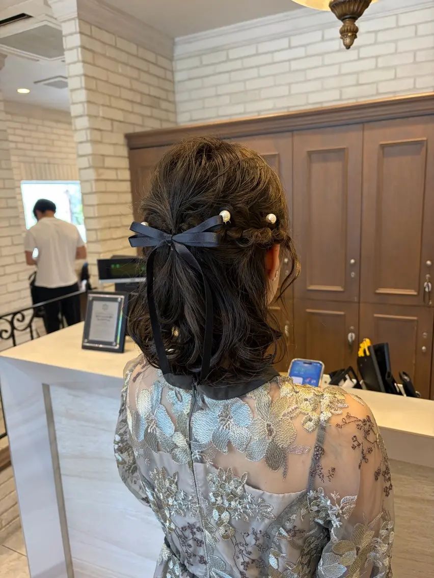 ヘアアレンジ シモカワ マシロのヘアスタイル