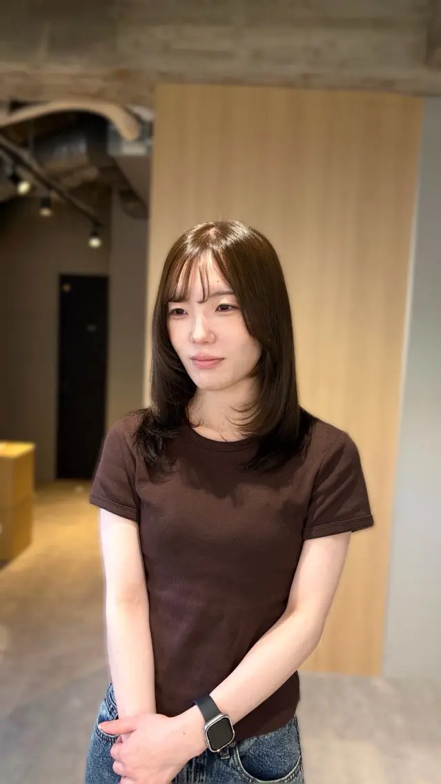 ミディアム ヘアカラー 米野 寿利奈のヘアスタイル