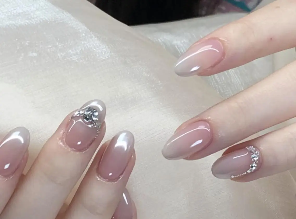 ネイル ハンドネイル エリ🫧 nail池袋東口のネイルデザイン