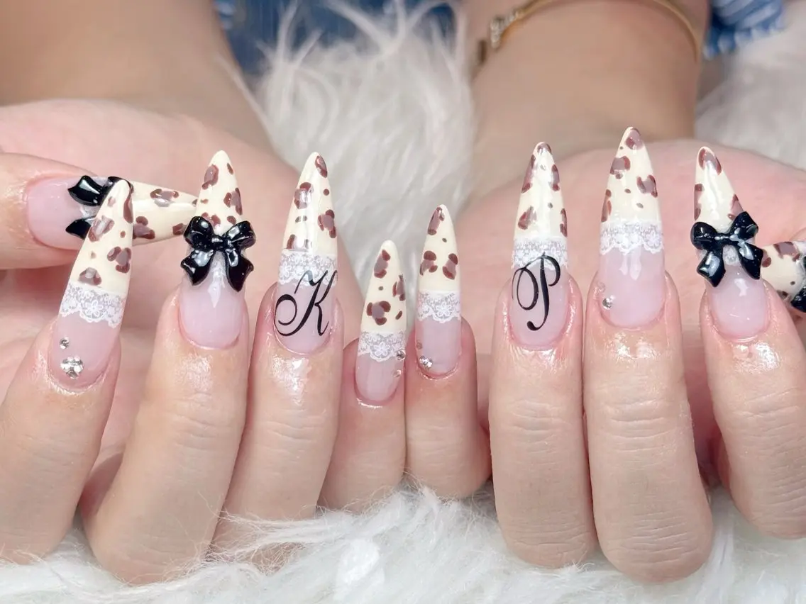 ネイル アートネイル オーロラネイル フラッシュネイル フレンチネイル ジェルネイル ハンドネイル Luci Nail Shinokuboのネイルデザイン