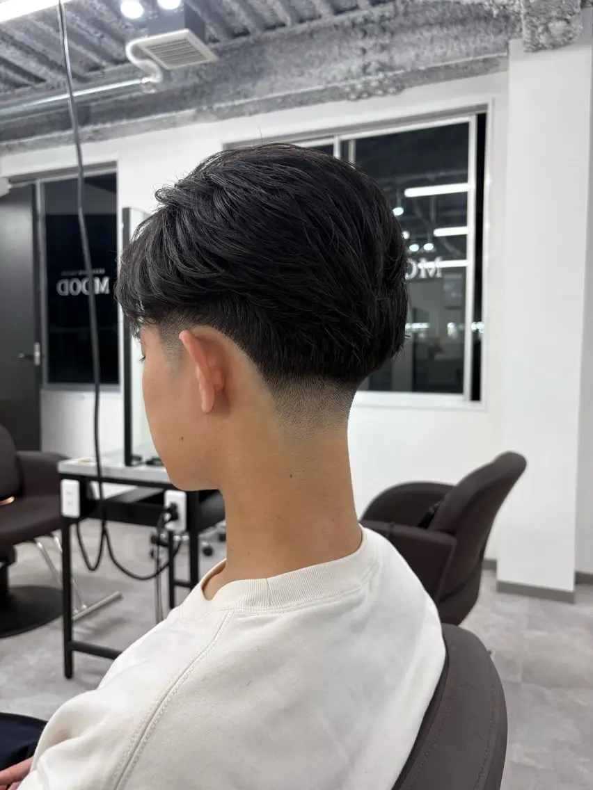 メンズ フェードカット スペインカール /フェードのヘアスタイル