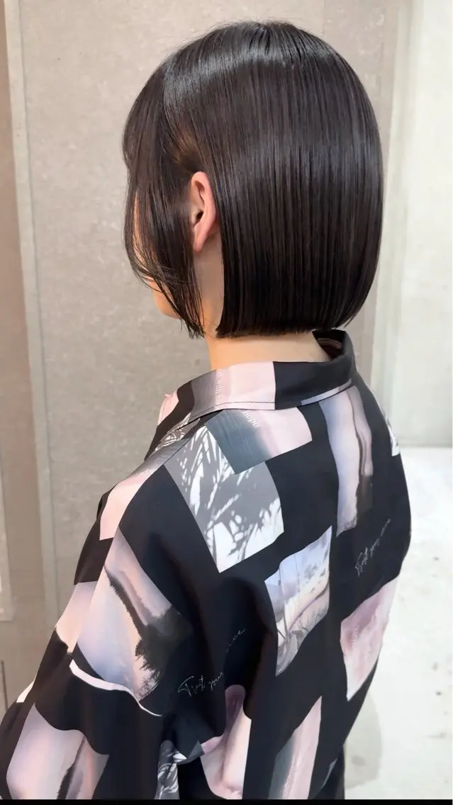 ショート カラー ボブ 縮毛矯正 畔上 尚也のヘアスタイル