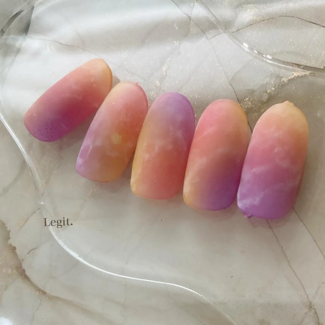 ネイル アートネイル Legit nail salonのネイルデザイン
