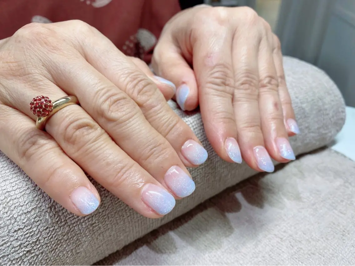 ネイル フットネイル グラデーション ラメ(グリッター) ラメグラデーション ワンカラーネイル nail今村 澪奈のネイルデザイン