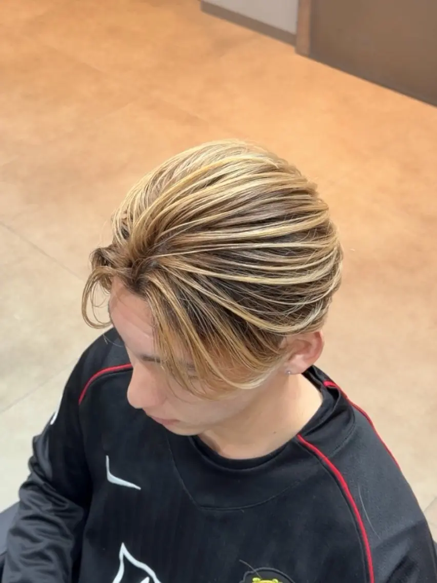 メンズ メンズバレイヤージュ メンズパーマ 🔥千咲斗のヘアスタイル