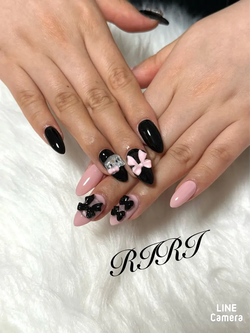 ネイル フレンチネイル ジェルネイル ガラスフレンチ キラキラネイル ショートネイル ハンドネイル riri オーナーのネイルデザイン