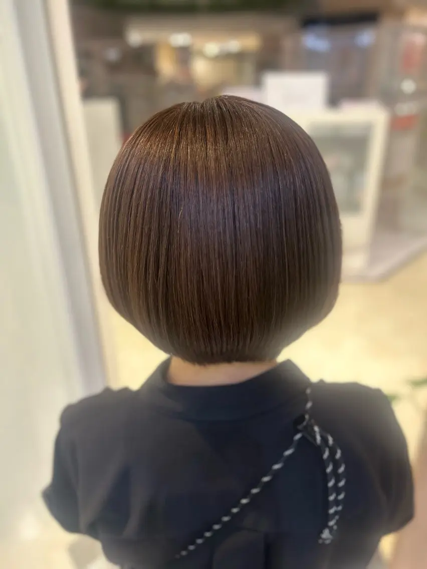 ショート カラー カット ヘアカラー トリートメント 縮毛矯正/髪質改善/ 艶髪ササキナツミのヘアスタイル