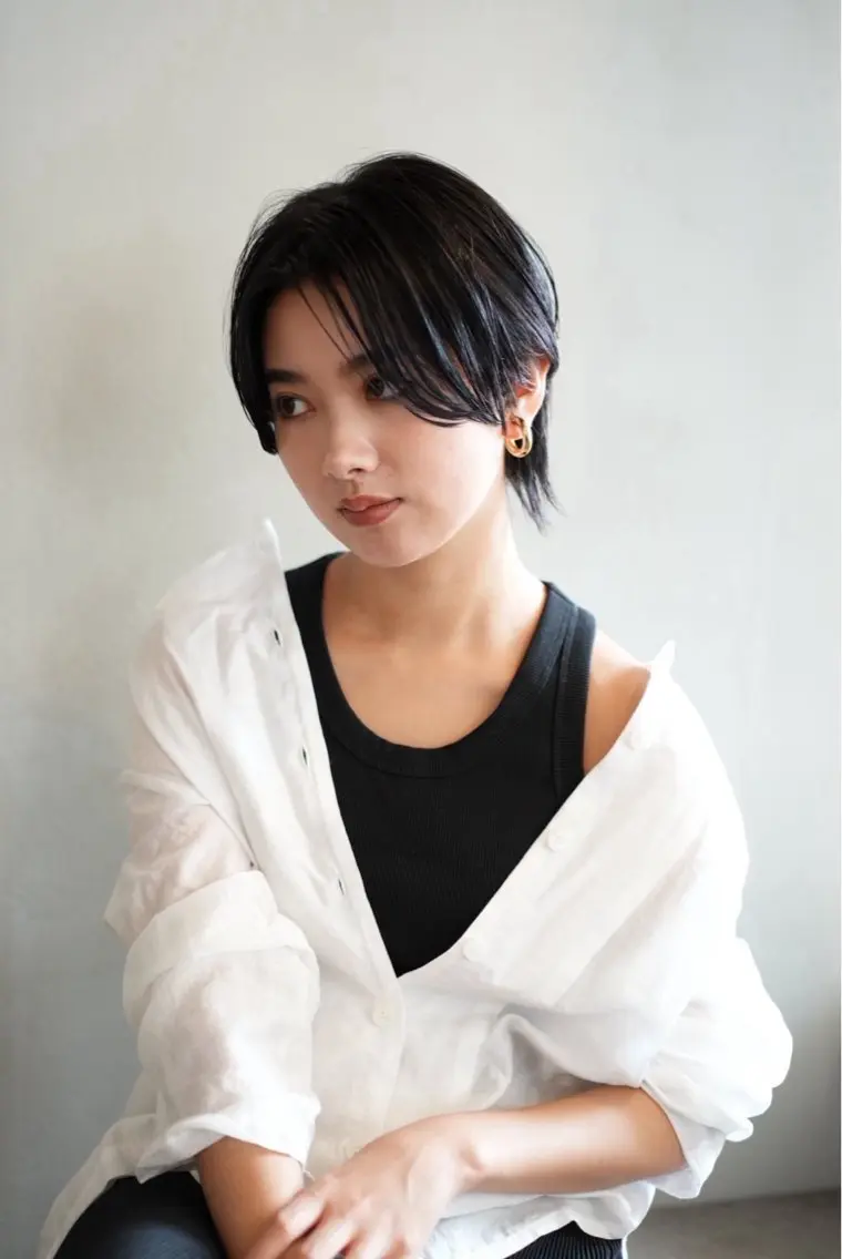 ショート カラー 八幡 空乃のヘアスタイル