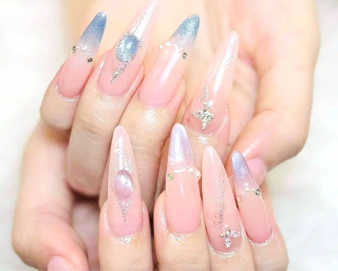ネイル チークネイル 長さ出し フラッシュネイル フレンチネイル グラデーション ハンドネイル AN NAIL SALONのネイルデザイン