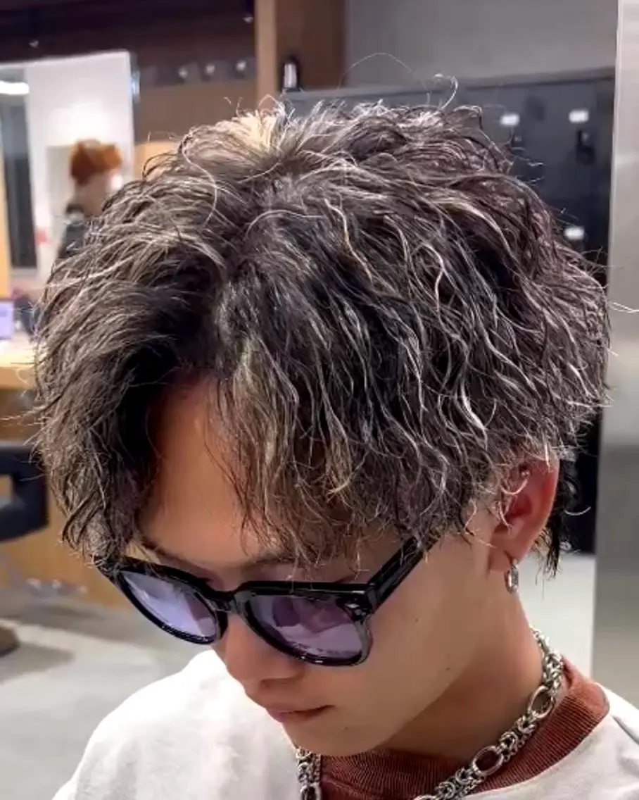 カラー パーマ メンズ カット ヘアカラー パーマ メンズ特化⚡️パーマ テッタのヘアスタイル