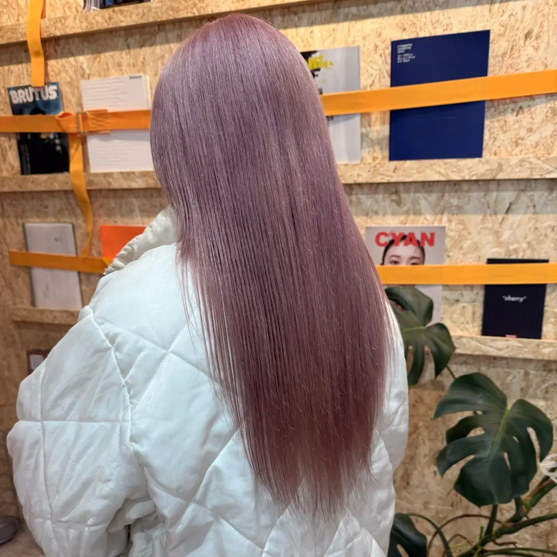 ロング カラー ハイトーンカラー ピンクカラー カットモデル yumekaのヘアスタイル
