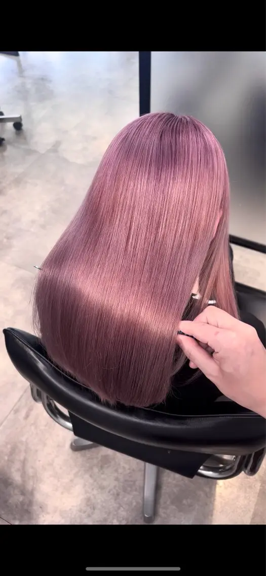 セミロング カラー ヘアカラー 及川シゲル 髪質改善講師のヘアスタイル