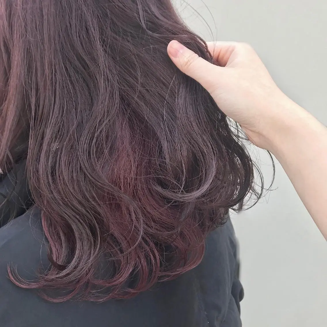 セミロング ピンクブラウン ヘアカラー kohana 🎀韓国ヘア🎀🤍のヘアスタイル