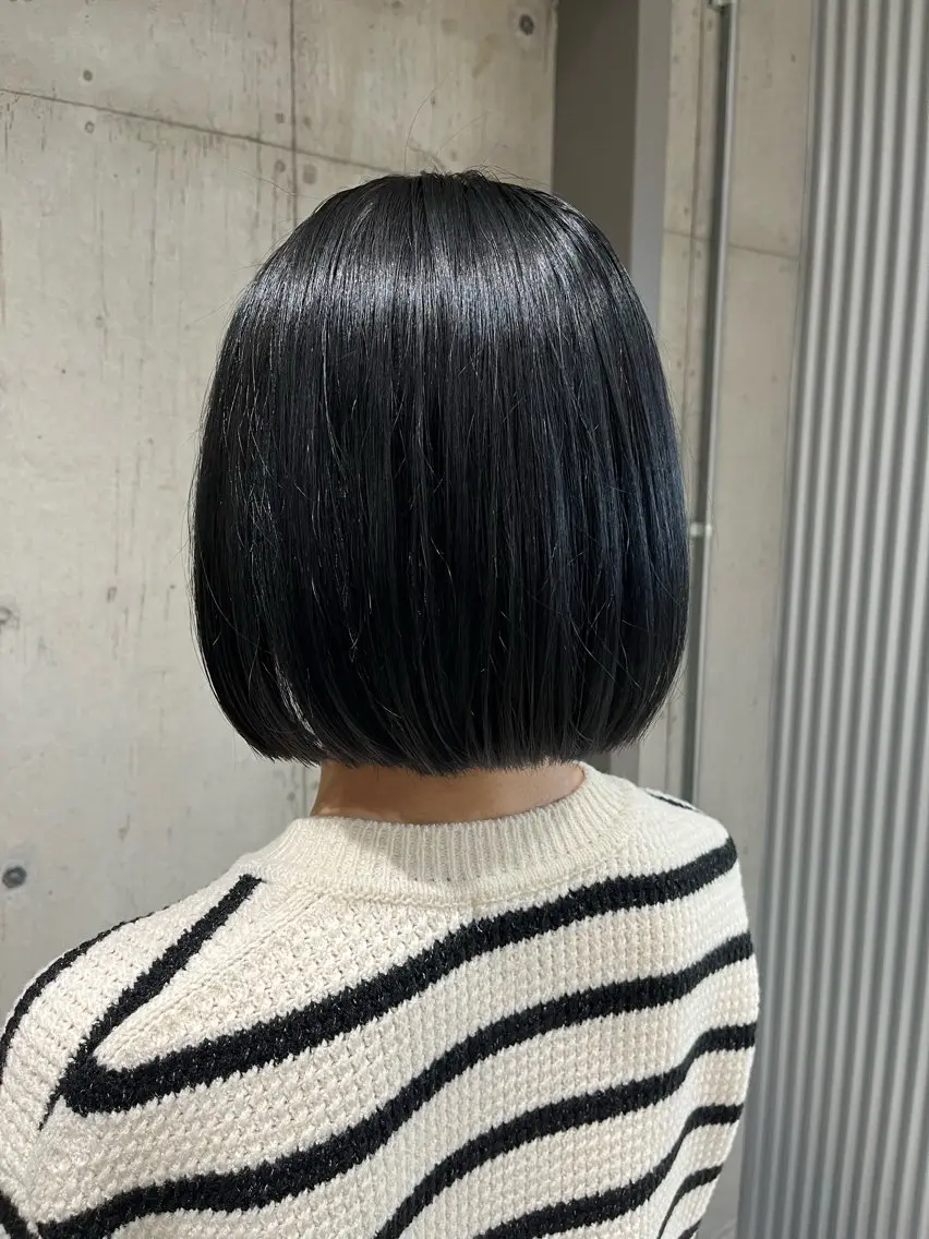 ミディアム カラー ヘアアレンジ カット ヘアカラー トリートメント 垢抜けボブ×透明 感カラーリクト💥のヘアスタイル