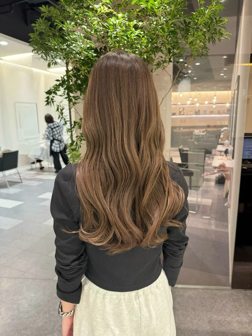 ロング カラー 安藤 航佑のヘアスタイル