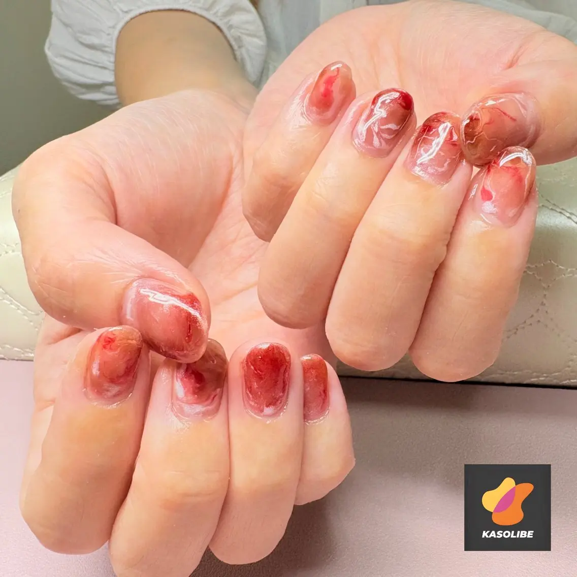 ネイル ニュアンスネイル 赤色 kasolibe 【カソリベ】のネイルデザイン