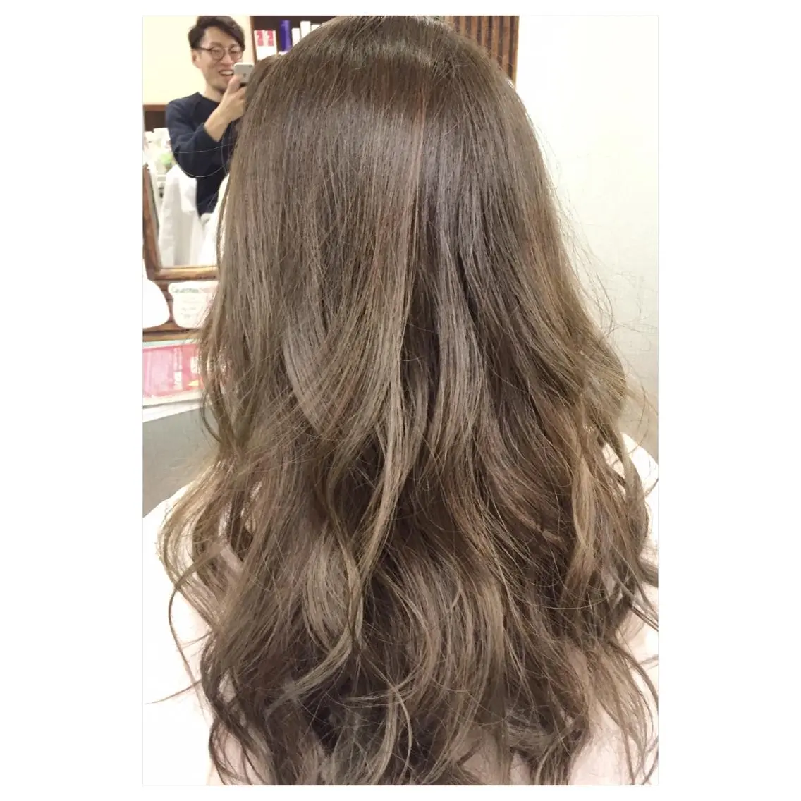 ロング カラー アッシュ ベージュカラー グレージュ パーソナルカラー診断 できます 木曽 主博のヘアスタイル