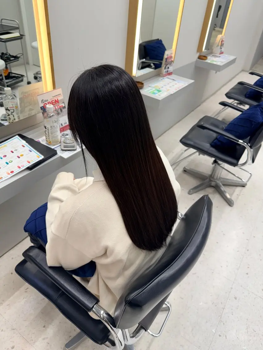 ロング 縮毛矯正 阿部 文人のヘアスタイル