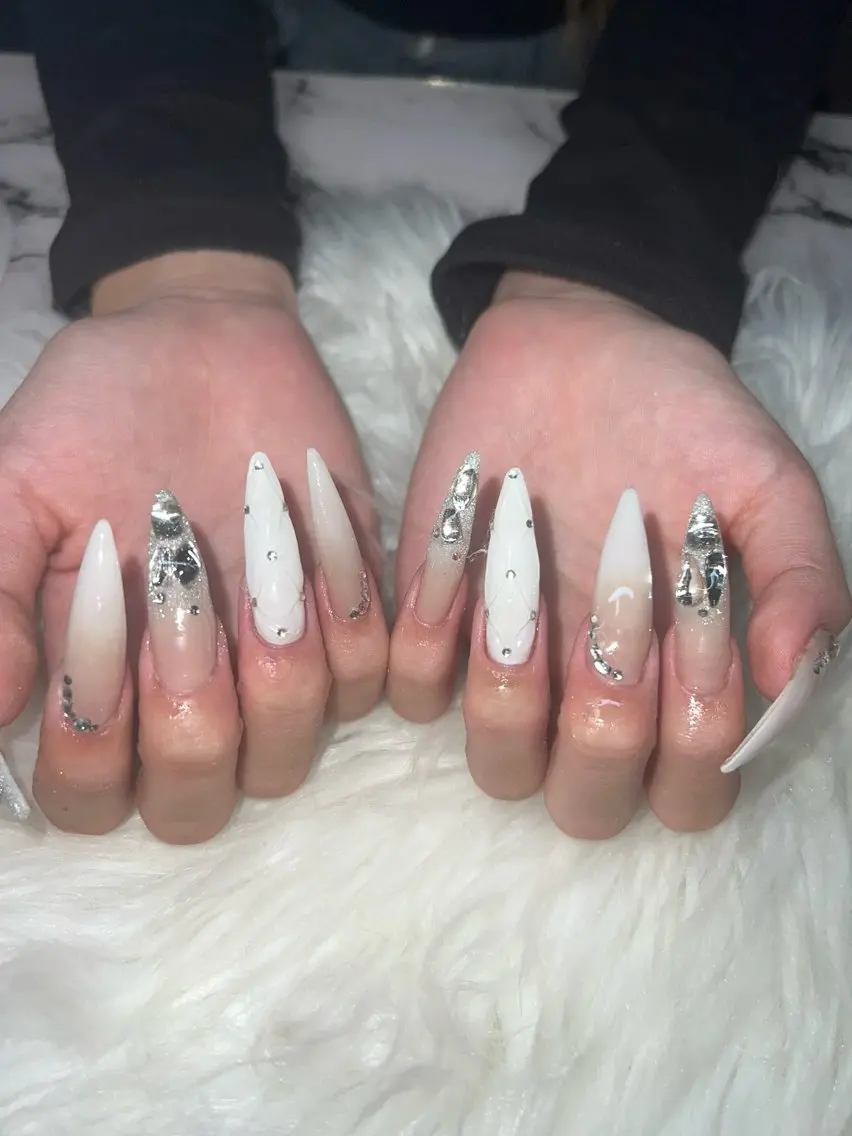 ネイル 7nail (ϋ)/のネイルデザイン