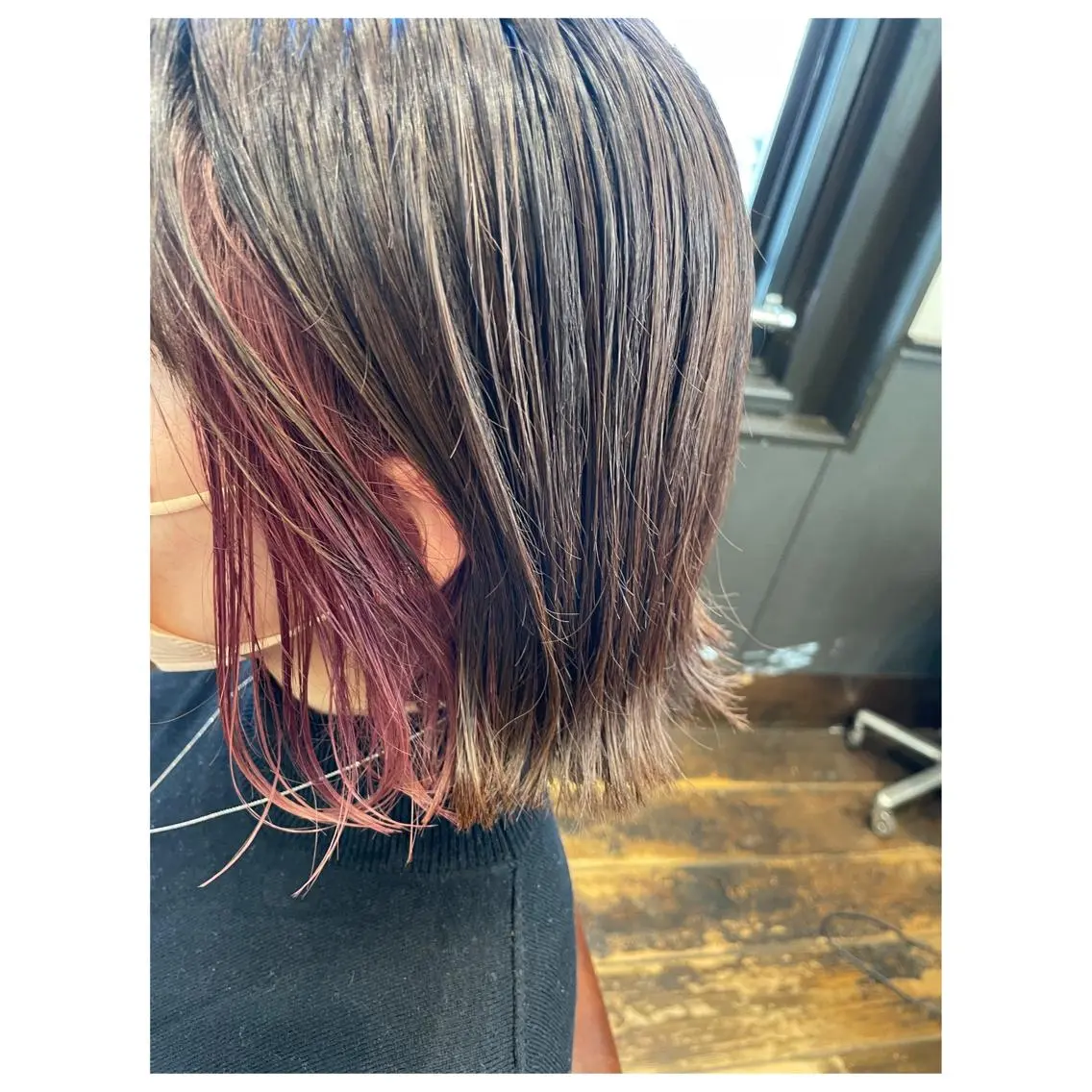 ショート カラー くるくるパーマ aikoのヘアスタイル