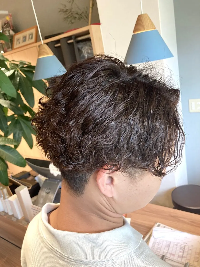 ショート パーマ メンズ メンズパーマ 刈り上げ 波巻きパーマ ✂︎メンズ専門✂︎ やまだ りょうのヘアスタイル