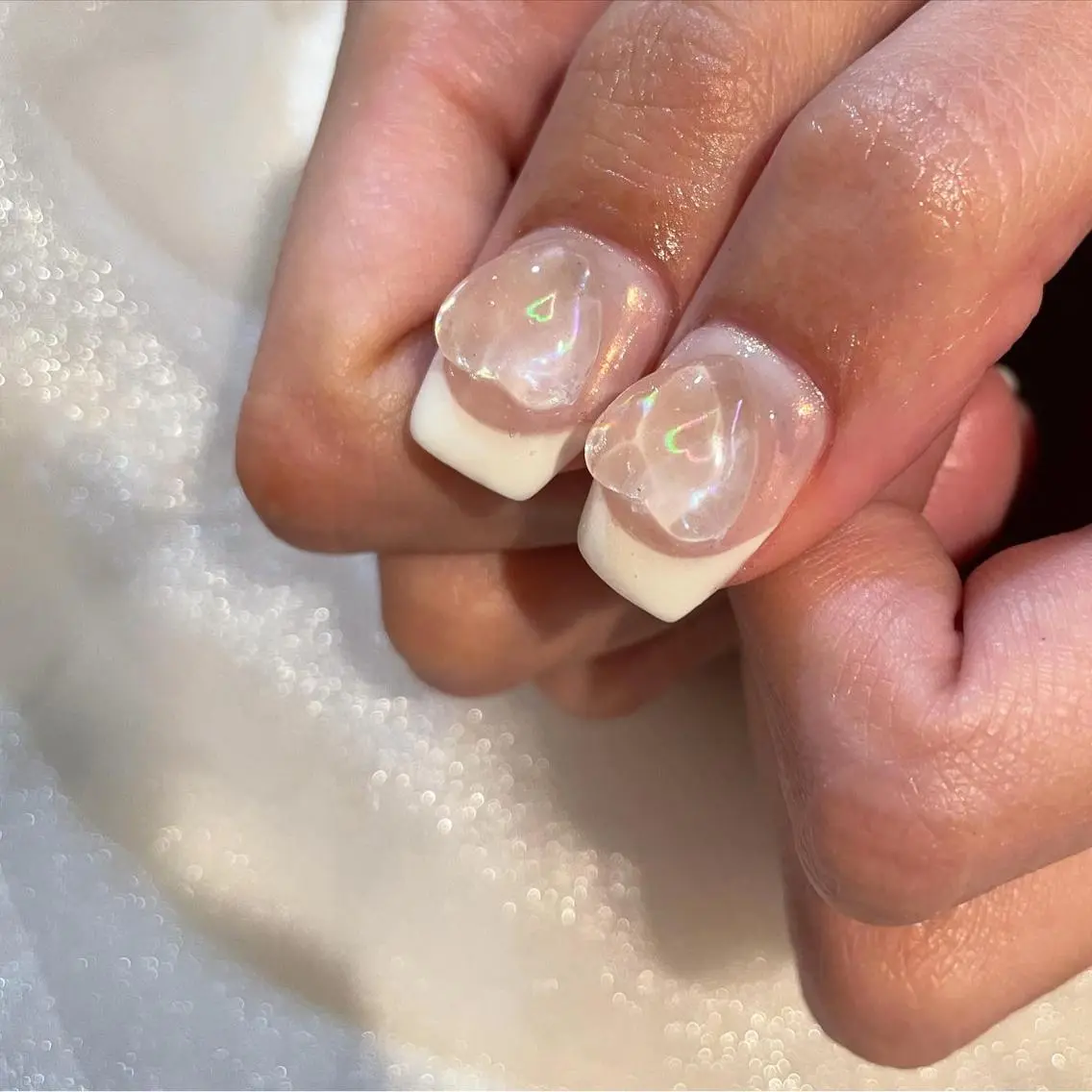 ネイル オーロラネイル フレンチネイル ガーリー ハート 氷ネイル・うるうるネイル ハンドネイル ハンドケア lylynail YUUKAのネイルデザイン