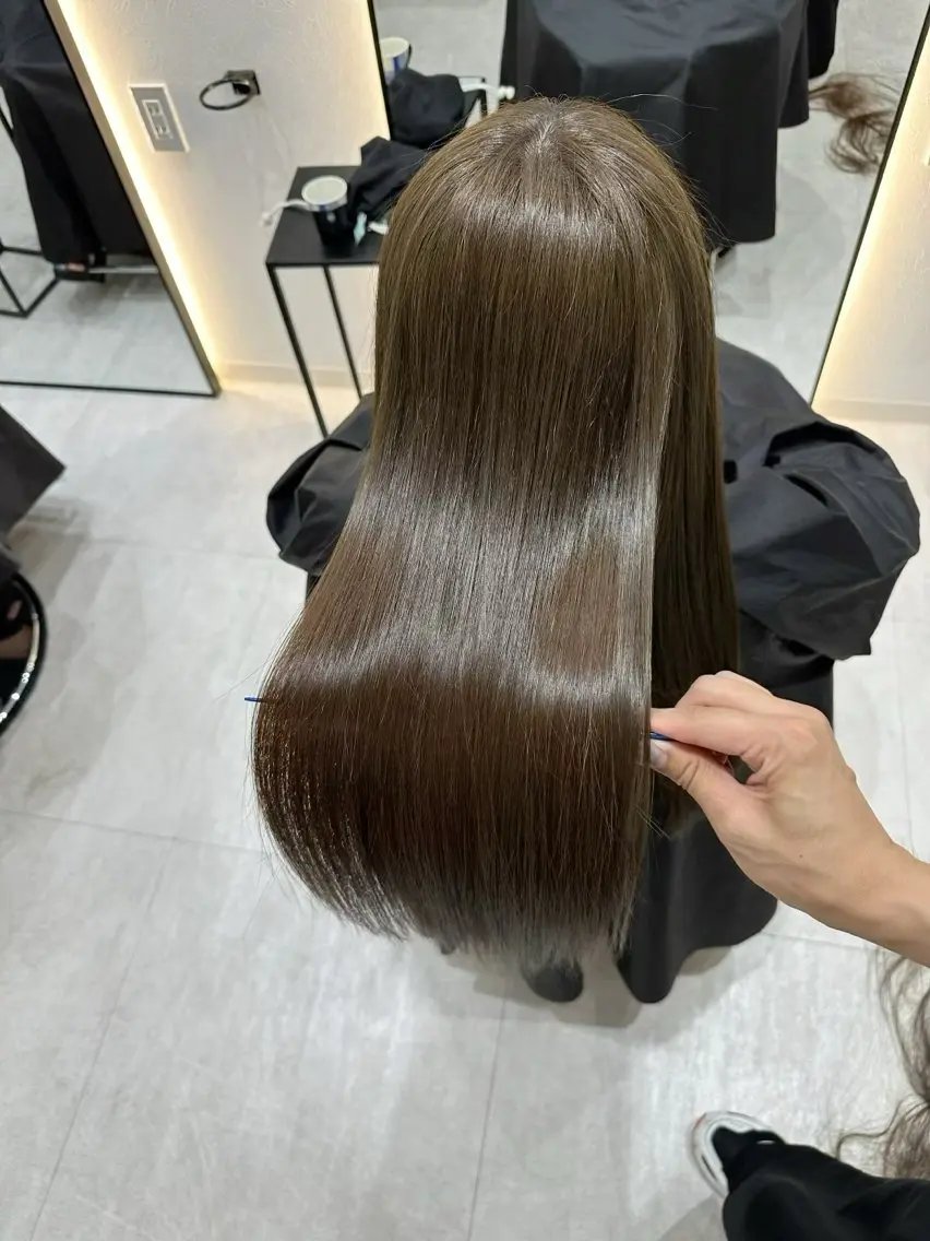 ロング カラー アッシュ ベージュカラー ブラウンカラー 透明感カラー グレージュ 福田 れん/個室 ReFa認定サロンのヘアスタイル