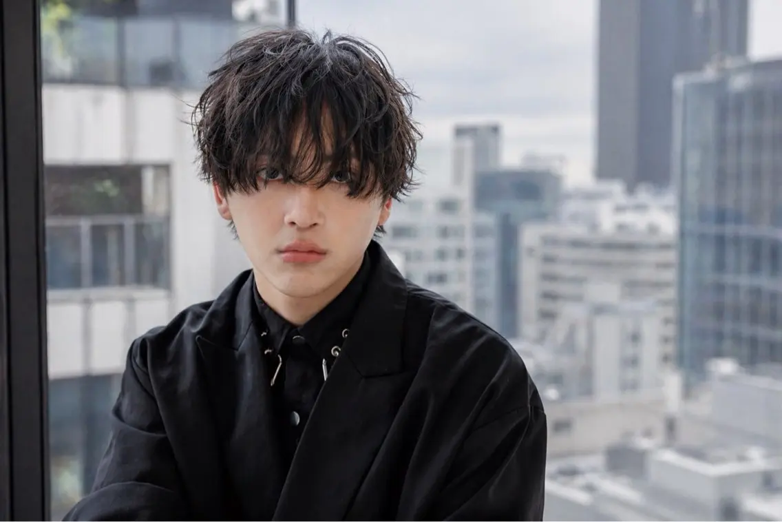 パーマ メンズ 平山 海偉のヘアスタイル