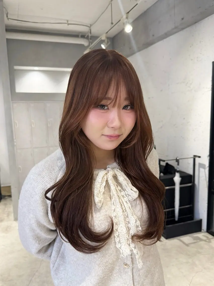 セミロング 韓国風ヘア ヘアカラー トリートメント あんな🦋レイヤー カット/透明感カラーのヘアスタイル