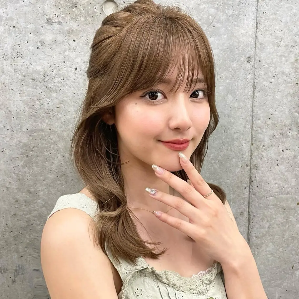 セミロング カラー ベージュカラー カット 盛れる顔周り /透明感/かりん🎀のヘアスタイル