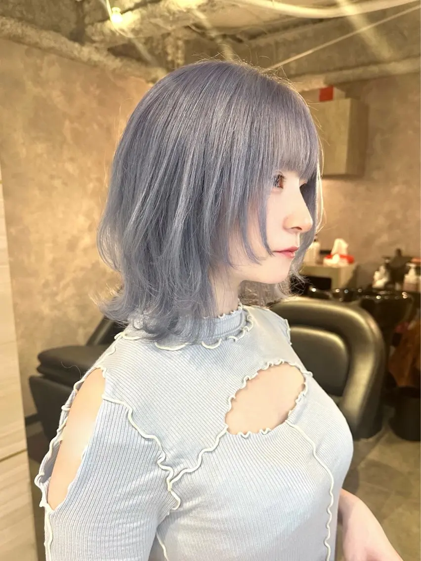 ミディアム カット ヘアカラー トリートメント 🌱巴結生🌿グレー ジュ☁️ミルクティーのヘアスタイル